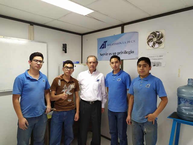 AislaTensión Capacitacion AislaTensión Capacitacion